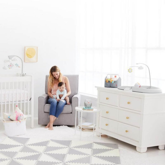 Skip hop wipe clean changing pad - Picture 7 of 10